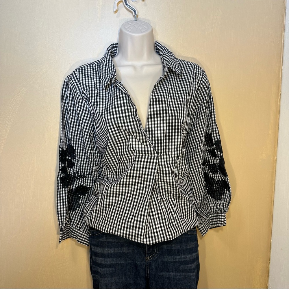 Karl lagerfeld black and white blouse with puff sleeves, XL